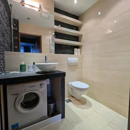 Humberta 2 By Homeprime Apartman *
